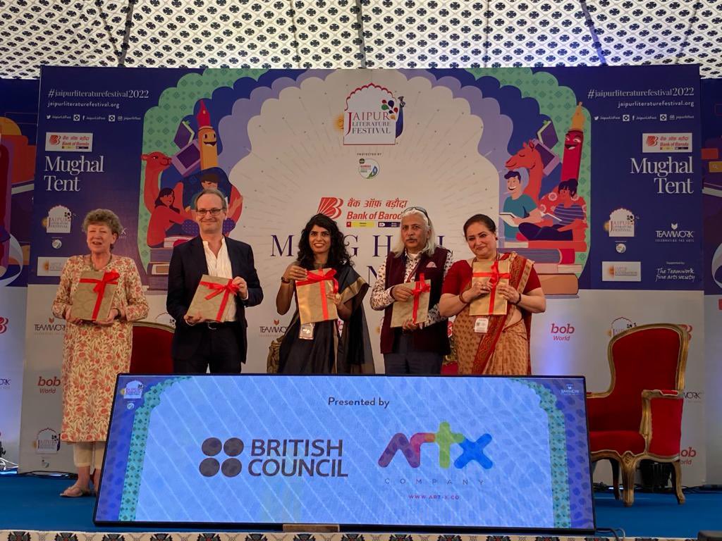 JonathanKennedy's tweet photo. Today we were delighted to launch the final #TakingtheTemperature report @Jaipurlitfest a landmark research done with @ficci_india and @theartxco on the impact of the #COVID19 pandemic on India's creative and culture economy. @inBritish #CreativeEconomy https://t.co/dUqzUuAFhw https://t.co/5zx3zSJeta