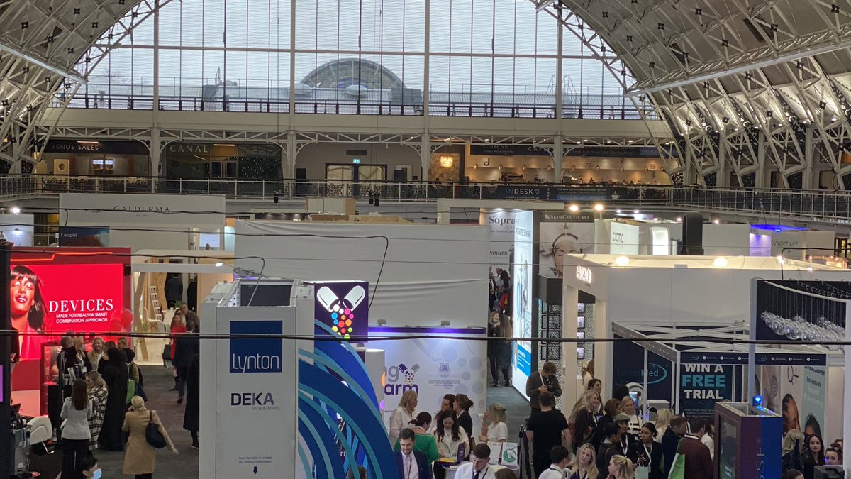 Attending #ACE2022 latest clinical updates. #MASTERCLASS &amp; live demos from leading practitioners in #aesthetics So important to remain up to date.
#education #aesthetics #London