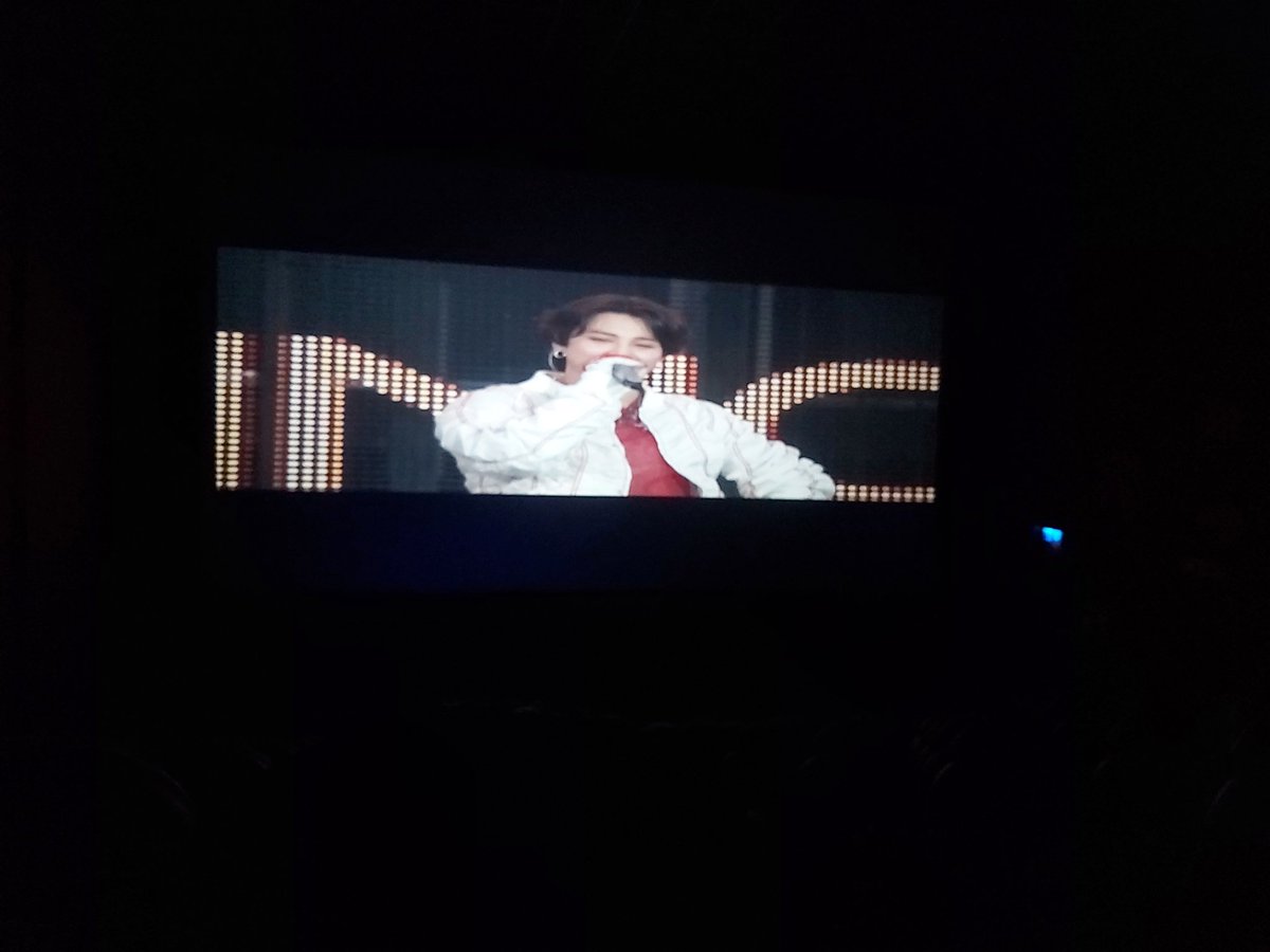 style_jungkook's tweet photo. @ODEONCinemas Why is Odeon waterford showing BTS in letterbox screen..its horrific and charged 25 euro a ticket!! https://t.co/NOuzfcw79r