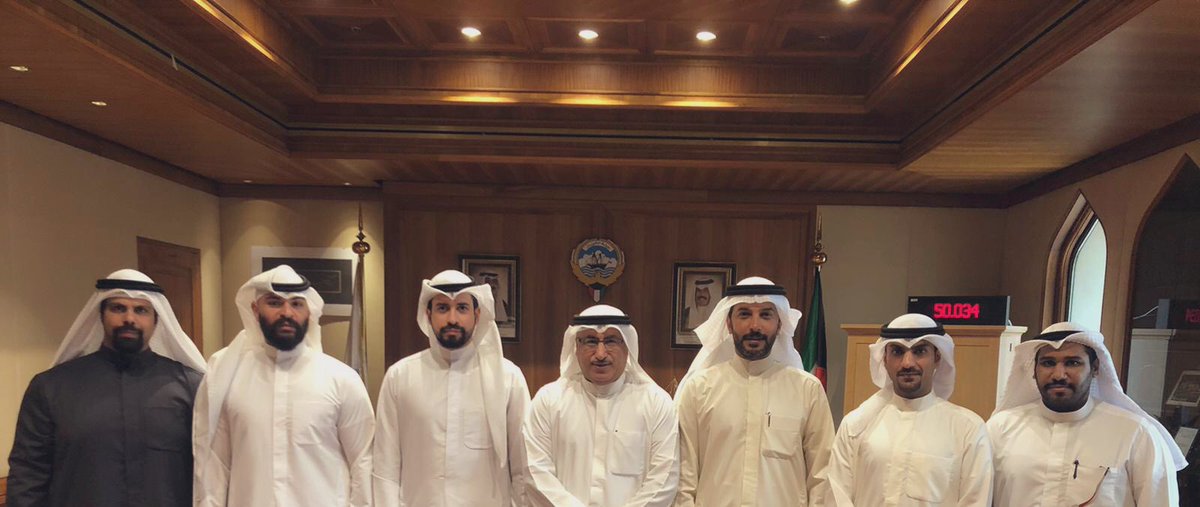 mew_workers's tweet photo. بيان صادر عن

تجمع عاملين وزارة الكهرباء والماء
بعد لقاء معالي نائب رئيس مجلس الوزراء ووزير النفط ووزير الكهرباء والماء 
د.محمد الفارس 
@malfares 

صباح اليوم السبت حول ما تم مناقشته من مطالب العاملين في الوزارة.

#عاملي_وزاره_الكهربا 
#وزارة_الكهرباء_والماء https://t.co/jpBrKHXkVc
