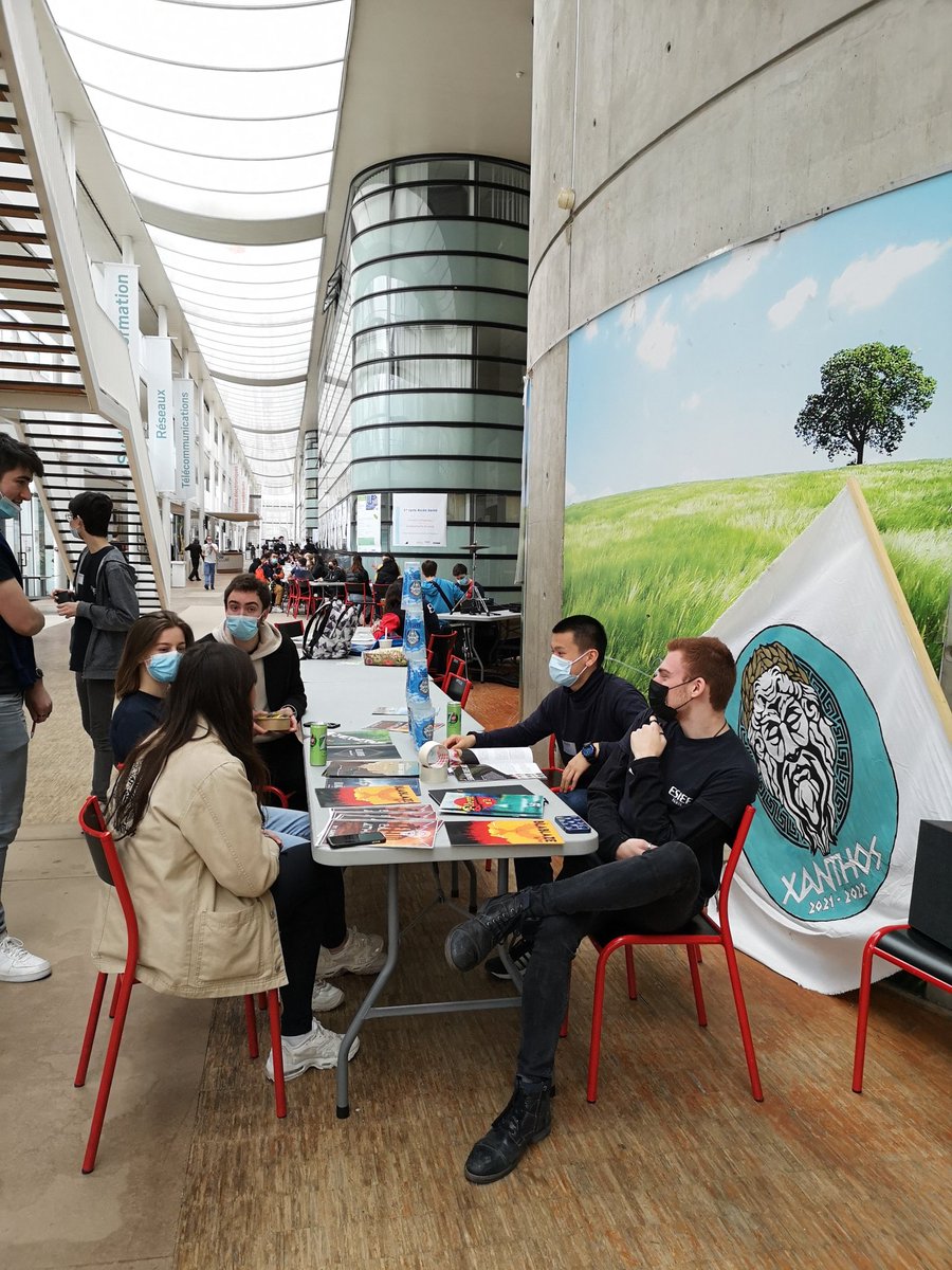 ESIEE PARIS tweet media