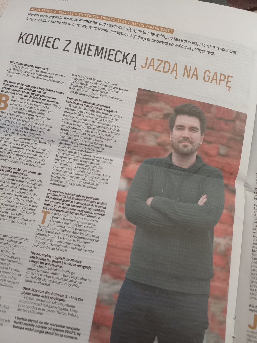 A_Traczyk's tweet photo. W dzisiejszym Plus Minus @rzeczpospolita @michalplocinski przepytał mnie ze zwrotu w 🇩🇪 polityce pod wpływem agresji 🇷🇺 na 🇺🇦. Dziękuję za zaproszenie! https://t.co/l4aNbsuO3o