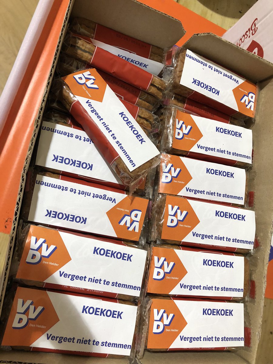 ChrisIsErbij's tweet photo. VVD heeft koekjes. https://t.co/SlVvlKC3yk