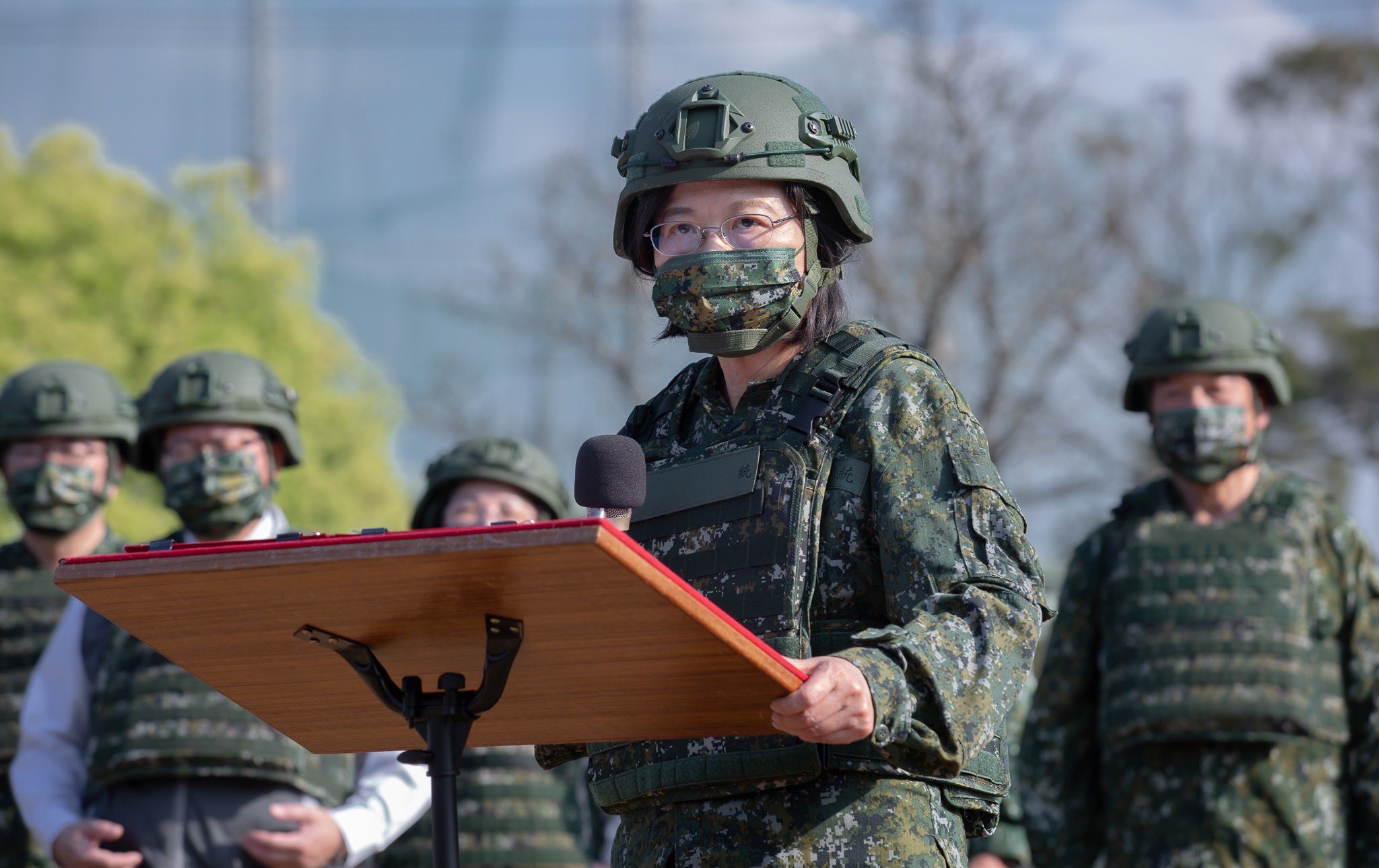 蔡英文tsai Ing Wen Today I Went To Support Our Reservists Amp See Our New Military Reserve Training For Myself Facing A Growing Authoritarian Threat The People Of Taiwan Are Committed