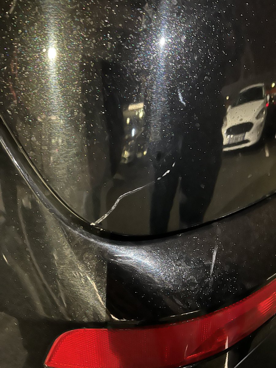 gavinbcf's tweet photo. @Hertz You should be ashamed of yourselves and lack of customer service. No response to complaints! #rippedoff by you. Why bother taking CDW when I’m charged over €800 for a small scratch. Just a joke!!! No customer care at all. Please respond to my complaint! https://t.co/SxW3ajtJeP