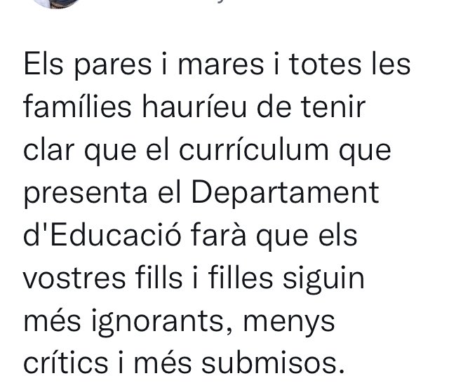Els pares, mares i famílies haurien de saber que hi ha qui encara creu que aprendre molta quantitat a curt termini és més important que aprendre amb profunditat, amb sentit i amb durabilitat. És una creença errònia i el nou currículum, com el finlandès, contribueix a superar-la.