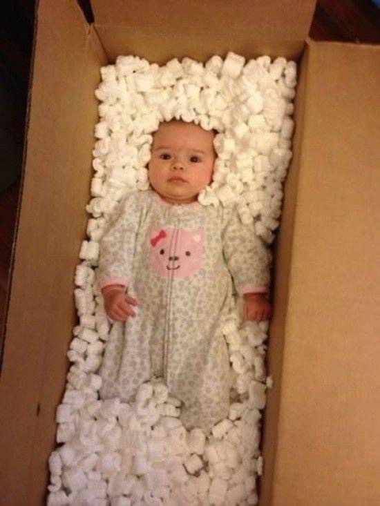 StraatHumor's tweet photo. Ze hebben ook echt alles #Bol.com https://t.co/6nnVknpTm0