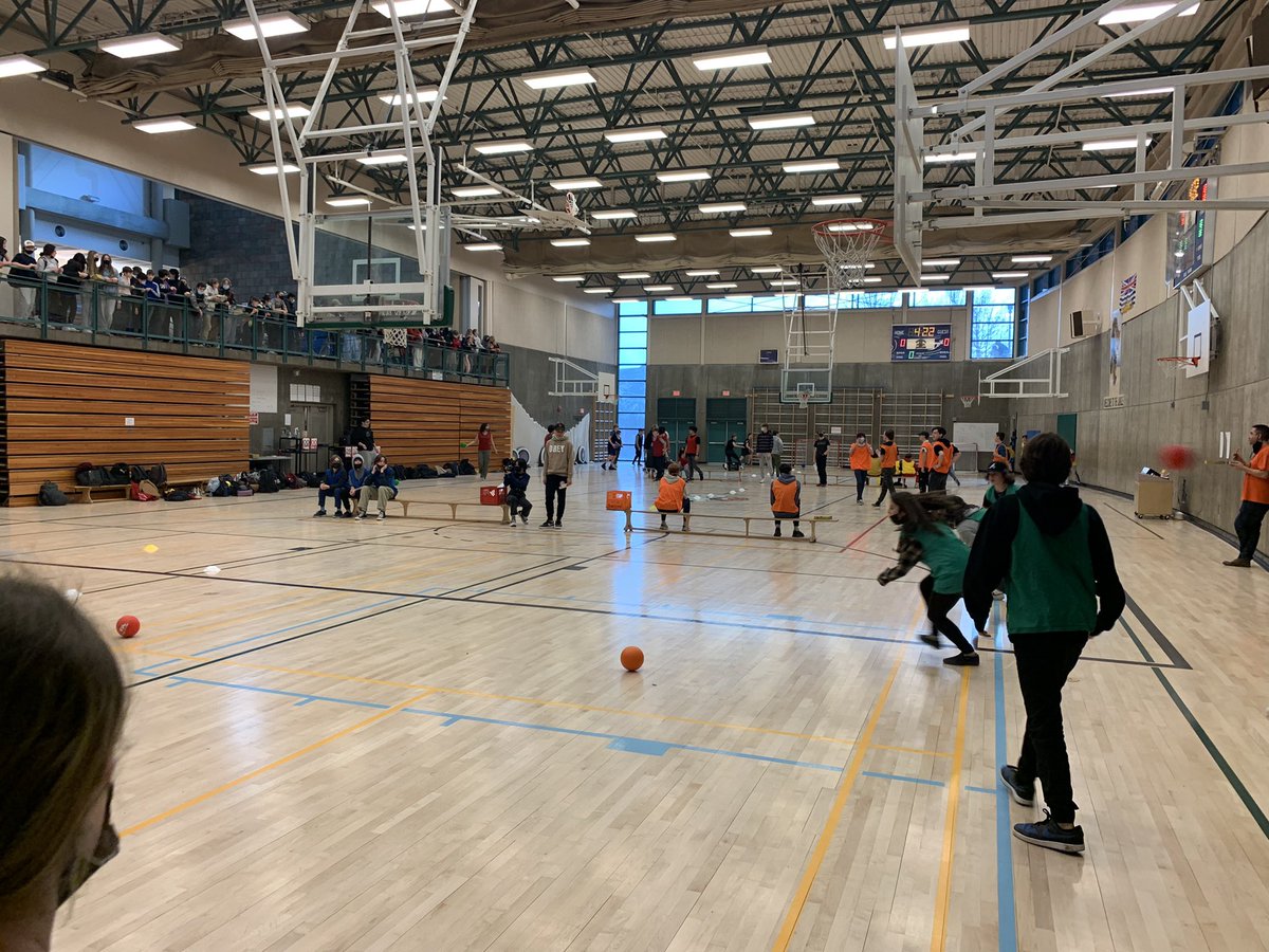 Ecole Glenrosa Middle School tweet media