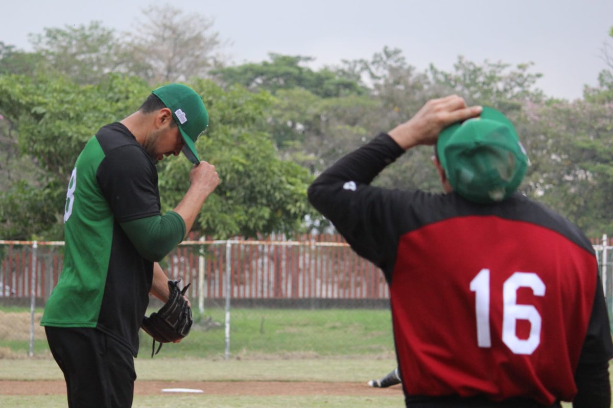 OlmecasTabasco's tweet photo. 📝│Brazos Olmecas realizan sesión de bullpen en Olimpia XXI. El resto del plantel efectuó trabajo de acondicionamiento físico en Ciudad Deportiva

Lee la nota completa aquí👉🏽https://t.co/RA8PiY6hae https://t.co/y3UiwaOnkU