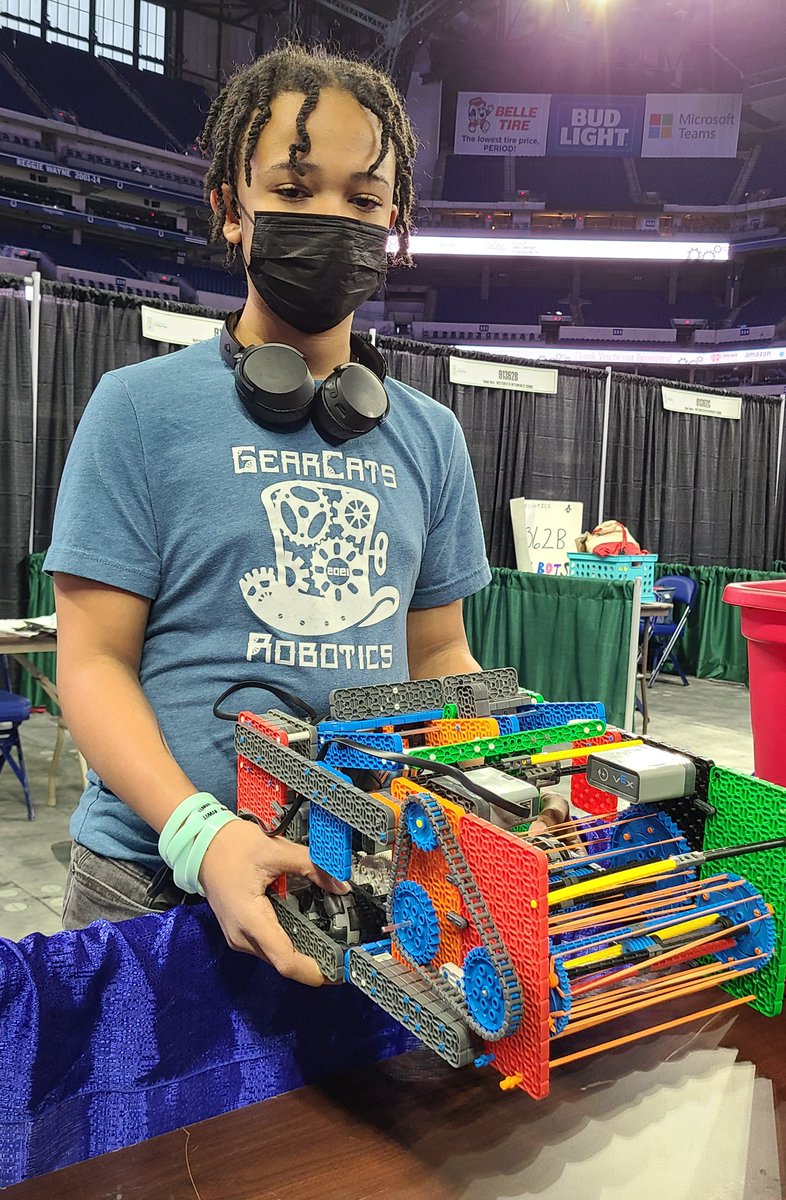 fresh_bowtie's tweet photo. The Boy....The Bot #robotsf4all Indiana State championship @TPF4YRobots #GearCats https://t.co/IZoVV8wbNq