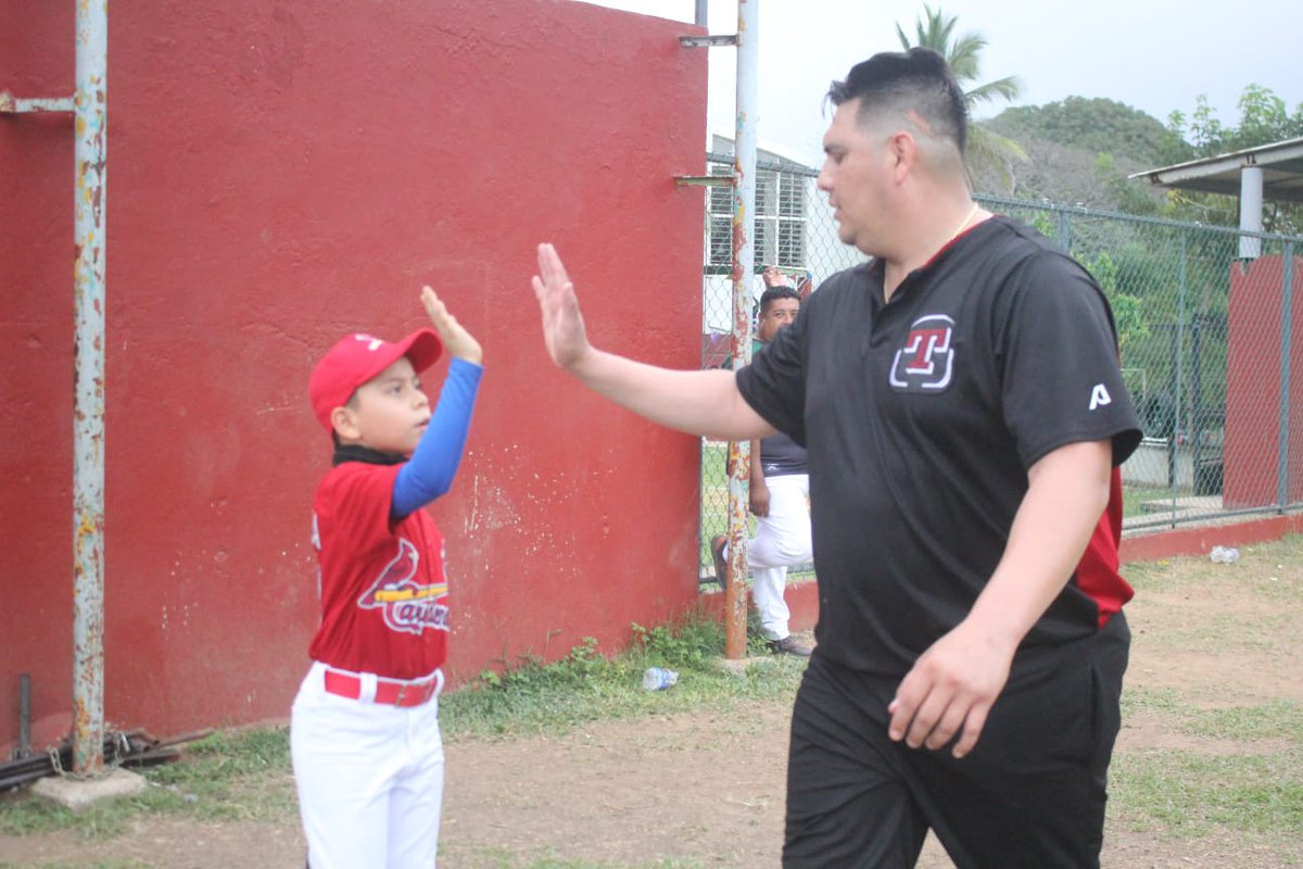 OlmecasTabasco's tweet photo. 📝│Brazos Olmecas realizan sesión de bullpen en Olimpia XXI. El resto del plantel efectuó trabajo de acondicionamiento físico en Ciudad Deportiva

Lee la nota completa aquí👉🏽https://t.co/RA8PiY6hae https://t.co/y3UiwaOnkU