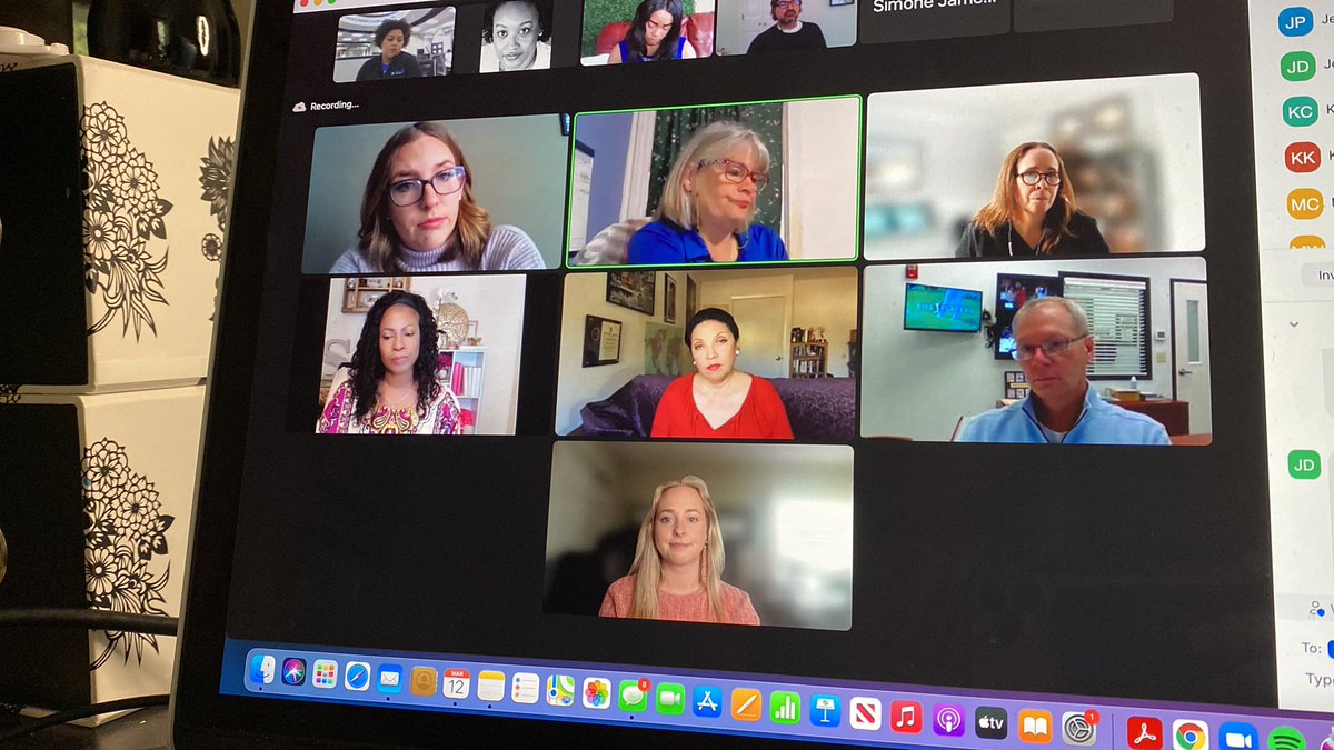 nicolle_praino's tweet photo. We’re talking #MMJSafetyFirst again right now - got questions? Let me know and I’ll ask our panelists! https://t.co/7z1cSbkbIS