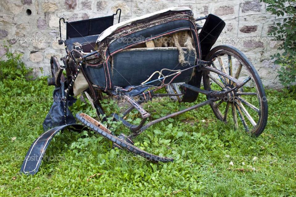 ballsdotie's tweet image. For sale: One chariot, rarely used. #ENGvIRE