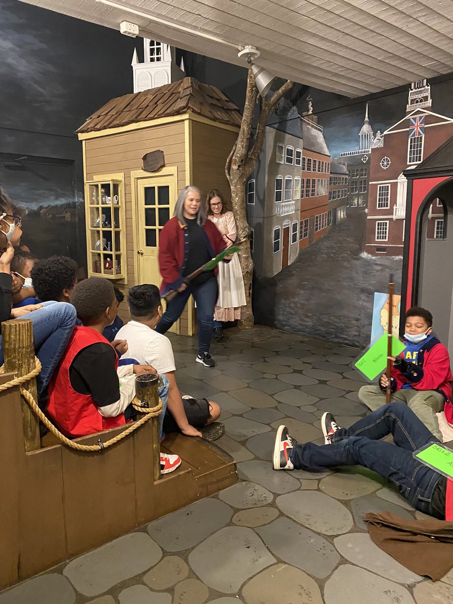 bjonesteaches's tweet photo. Field Trip to the Cobb Youth Museum!! @JCollinsTeaches @MabletonES #ultimatelearningexperience https://t.co/Imo18mVEdo