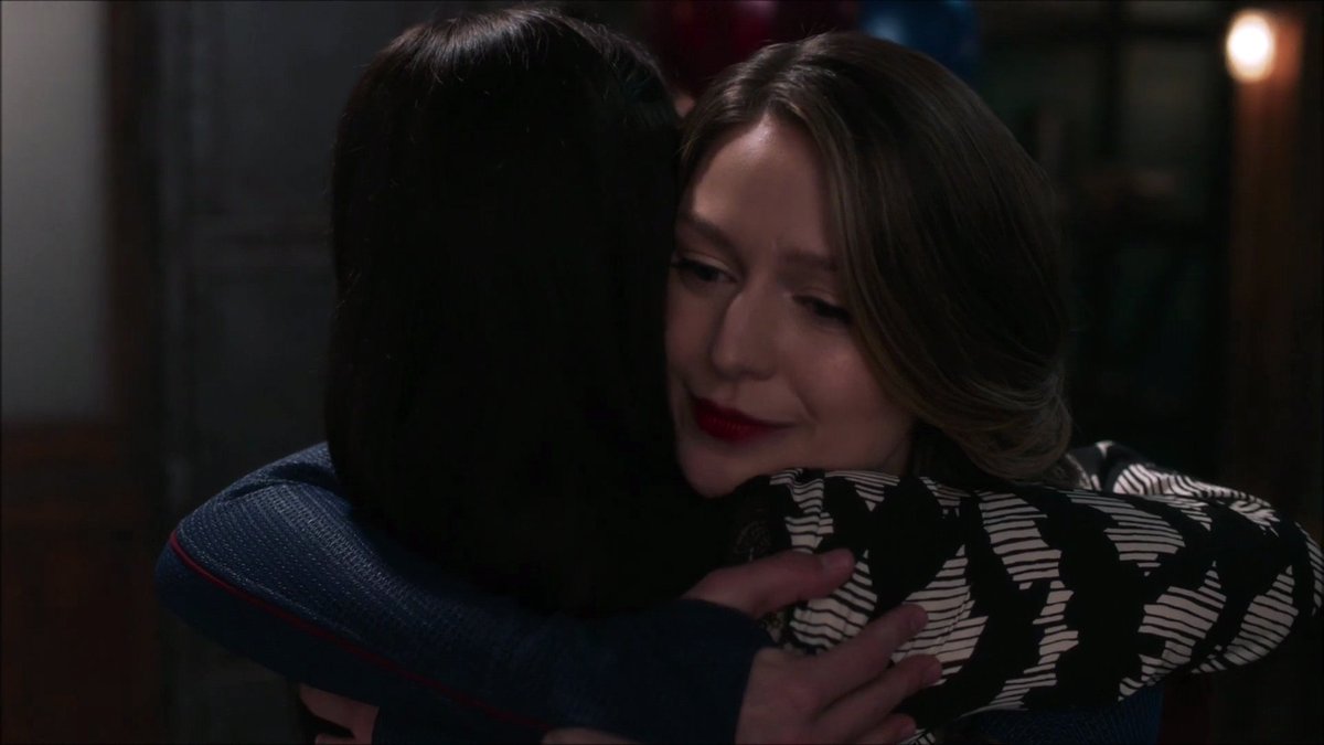kaleluvers's tweet photo. “I feel so lucky I get to have an actress like Melissa to play with. It’s rare that you get that.”- Katie McGrath

“I love working with Katie and any excuse to do any scene with her is fine by me. I love the scenes with Katie. Those scenes are treats to me.”
- Melissa Benoist https://t.co/uweoWjrQfD