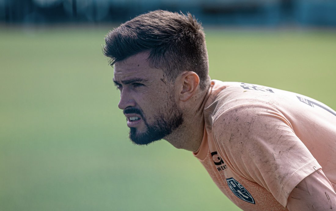Mantenha o foco no objetivo, centralize a força para lutar e utilize a fé para vencer.
.
🐺🔵⚪️🧤🙏🏻
.

#sempreemfrente #luvaspoker #velop4 #onemarketingesportivo  #Paysandu #maiordonorte #treino #preparação #onemarketingesportivo

📸 @johnwesley_videomaker14