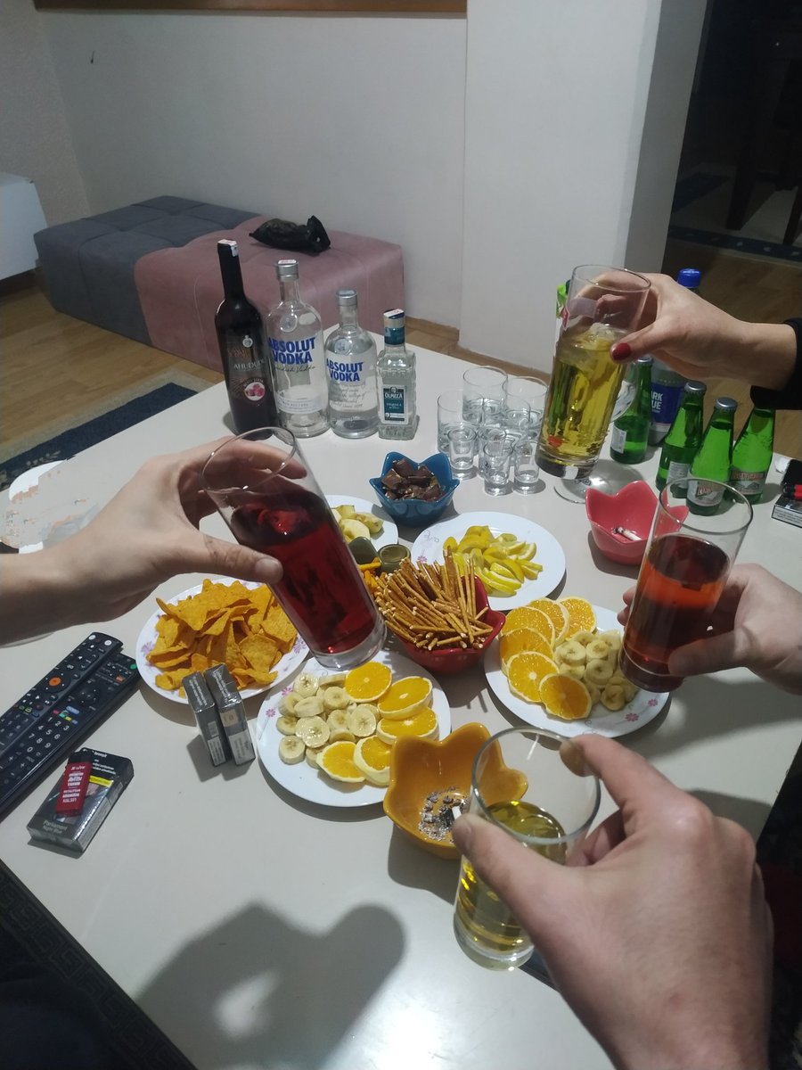 Kutsal gecenin startını verelim <a href="/SeilOzan2/">Seçil Ozan</a>