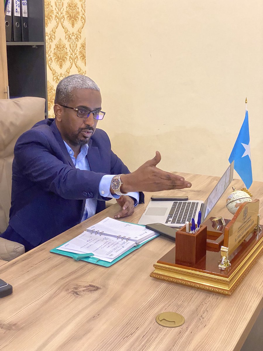 SNU_SC's tweet photo. Mogadishu, 12 March, 2022.                     The chairman of the @SNU_SC @Minshaawi01 visited the general director of the Ministry of Commercial and industries at federal goverment of Somalia in his Office. https://t.co/FKonHELmHZ