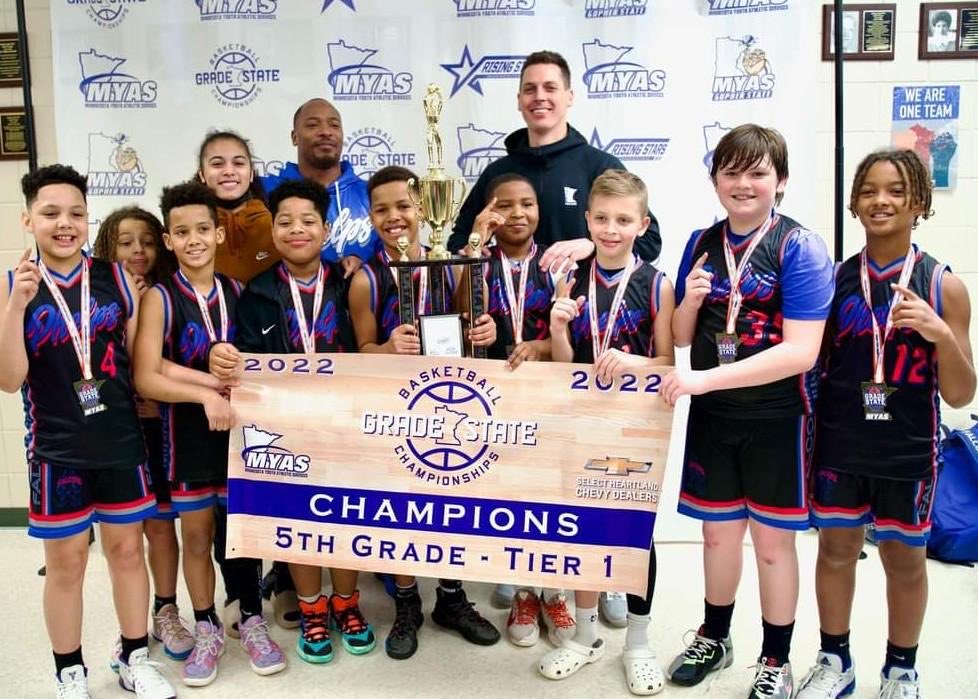 Congratulations to the 5th Grade State Champion Falcons! 🏆🏆

(All these boys also play football for the Falcons)