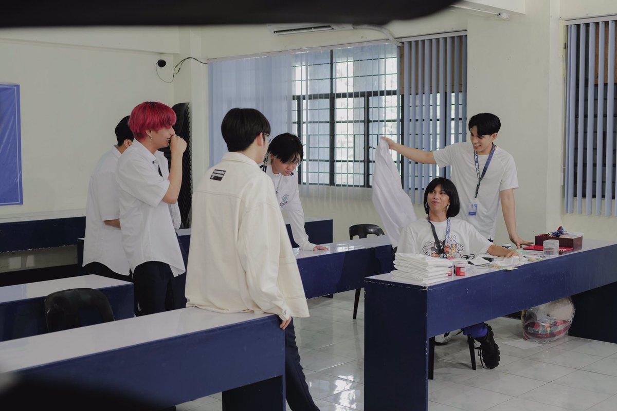 laverezbrix's tweet photo. #SB19 (@SB19Official) School Buddies EP 03 — BEHIND ft. @mimiyuuuh ⚡️🦖 https://t.co/IxODZ269Nl