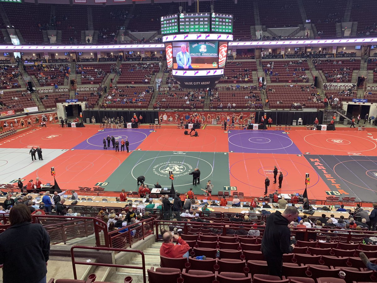 The calm before the Tornadoes at the OHSAA State wrestling tournament