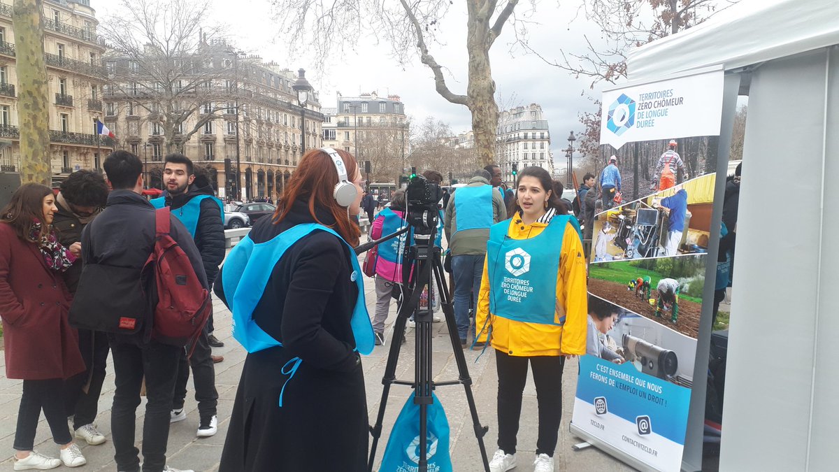 lvslamis's tweet photo. Notre coordinatrice nationale, @lou_plz, répond aux questions de @ZeroChomeurLD 

#Droitalemploi #GrandeMobilisation https://t.co/1LNrQwr39F