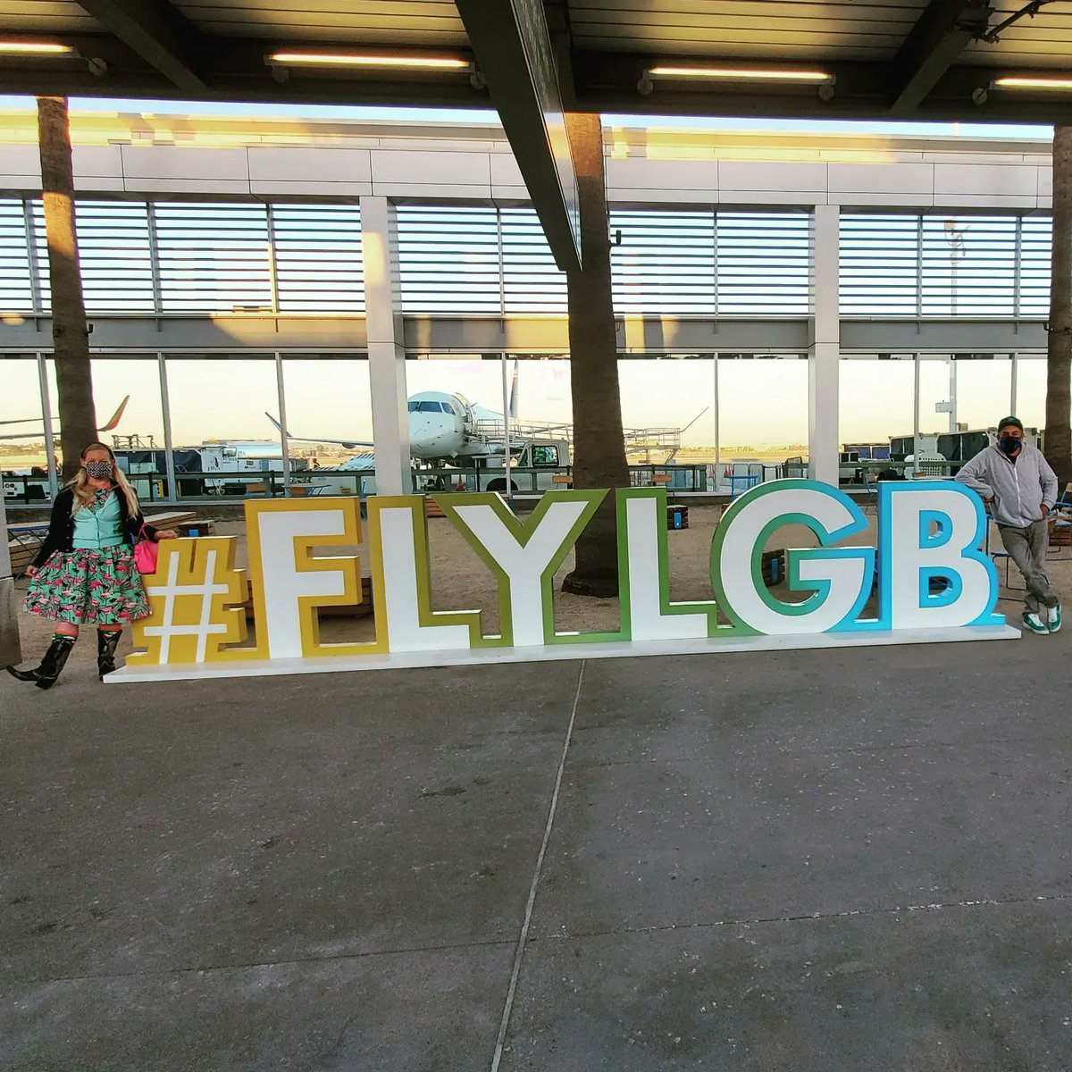 ImJasonYbarra's tweet photo. It's ADVENTURE time! 
@LGBAirport @SouthwestAir
#FlyLgb 
✈️
#Southwest #SouthwestAirlines #LongBeachAirport #LgbAirport
#TravelBloggers #TravelTheWorld #VanillaIce #LasVegasBound #ActorsLife #Tourlife #Tmnt #TheReflector https://t.co/6sDc5IGjfZ