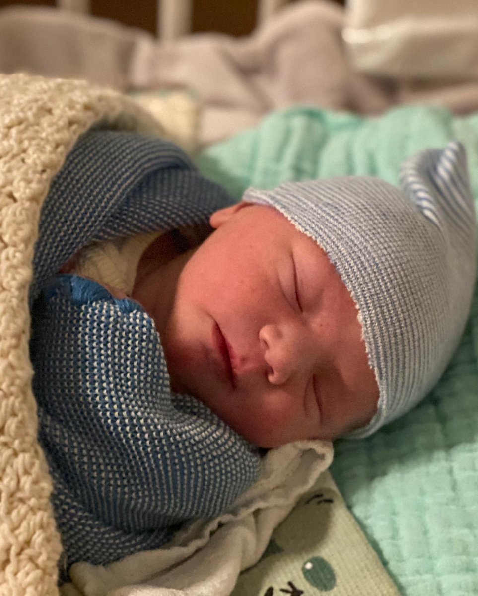 Welcome to our Oliver 💙 - a brother to loving sister Zoë