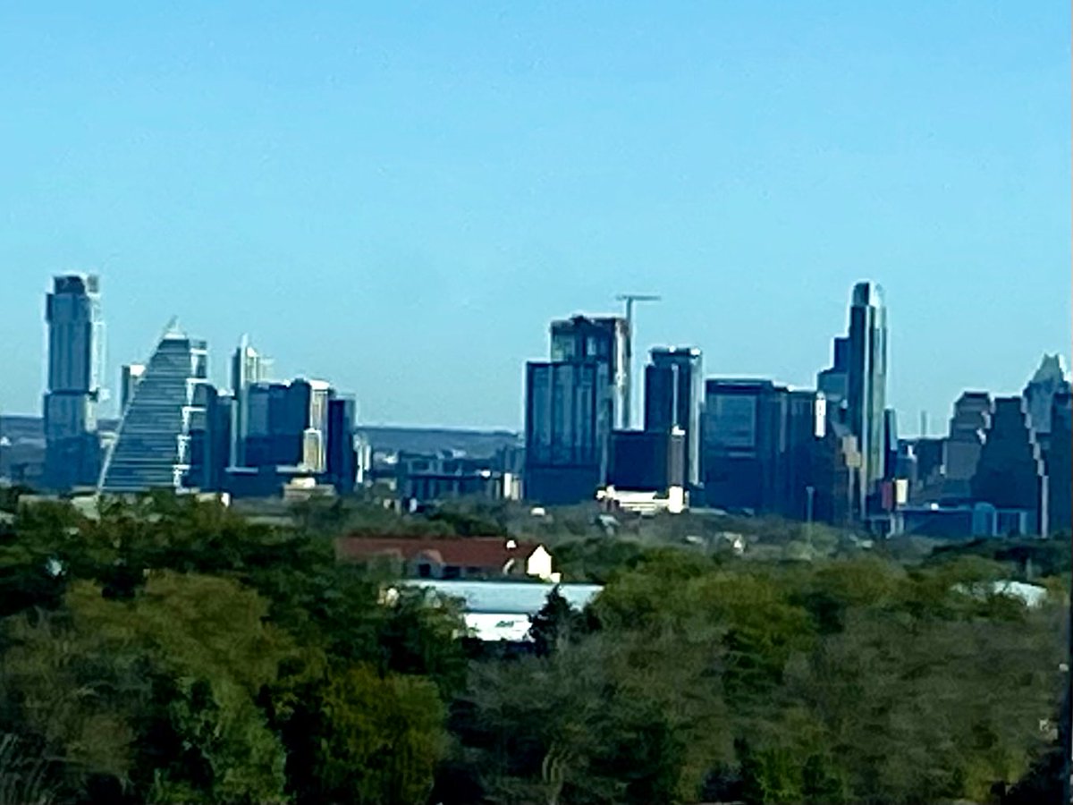 Adrianna_ATX's tweet photo. A beautiful morning in Austin for day 2 of #SXSW2020. ✨💕 https://t.co/WhCstCW464