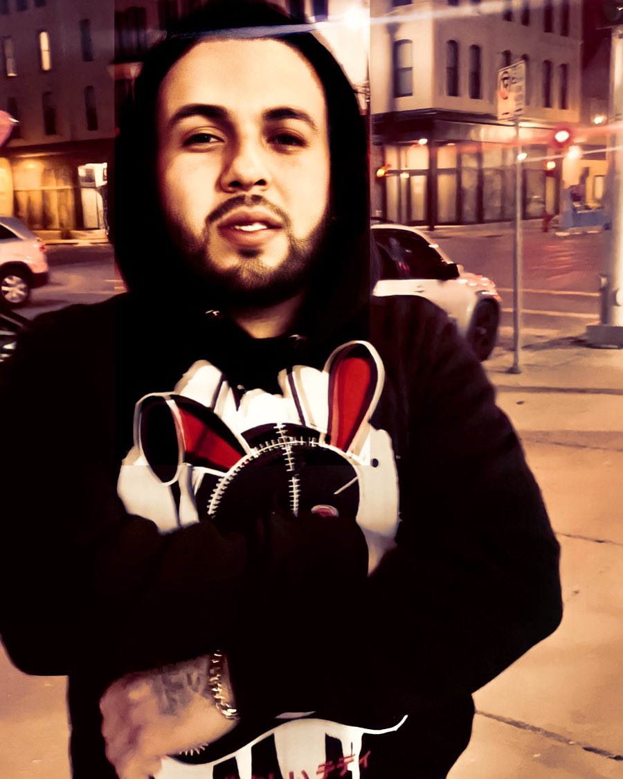 Working like crazy, music is my life and I will die a legend🔥🔥‼️‼️‼️ #ticoicon #mke #414 #milwaukee #wisconsin #atlanta #chicago #midwest #california #newyork #florida #texas #trap #rap #costarican #latino #hispanic #costarica  #lit #music #hiphop #independentartist #unsigne