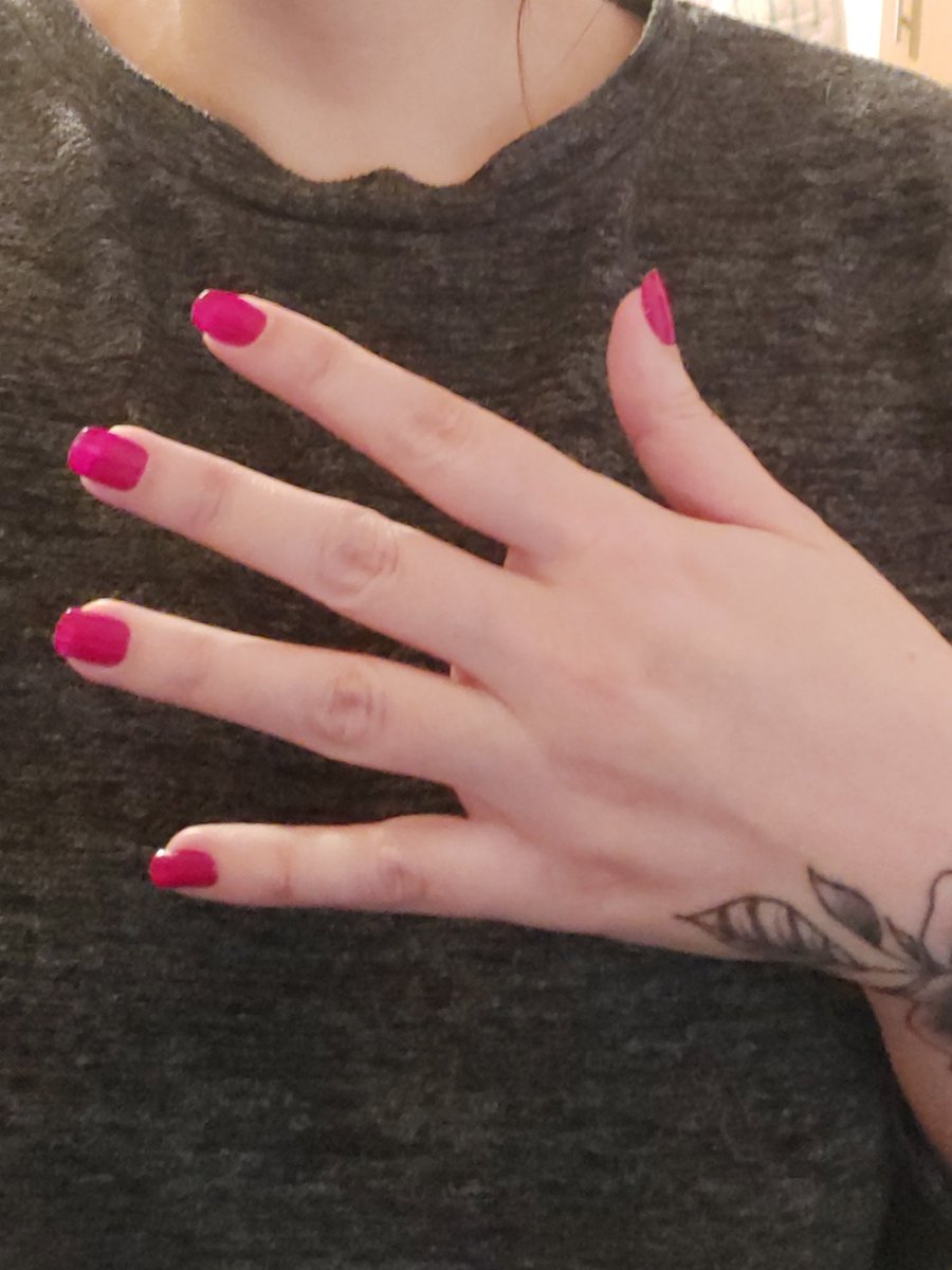 EZsweetness's tweet photo. If you love hands and feet I've got you covered to 😘 ❤
@onlyfans.com @EZsweetness https://t.co/MATIuO5XSN