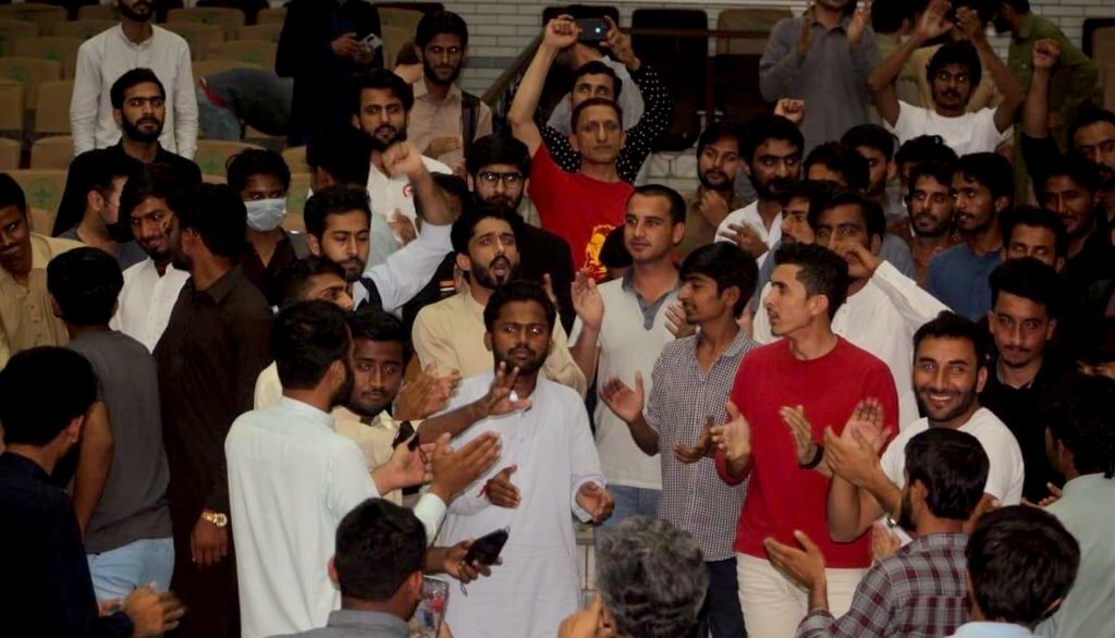 marxsaidso's tweet photo. a marvellous #TalbaConference2022 was organised on the restoration of students union and revolutionary politics yesterday. students and youth from educational institutions in karachi and all over pakistan participated. it demanded students union’s elections be held immediately. https://t.co/XxZh8BTzAy