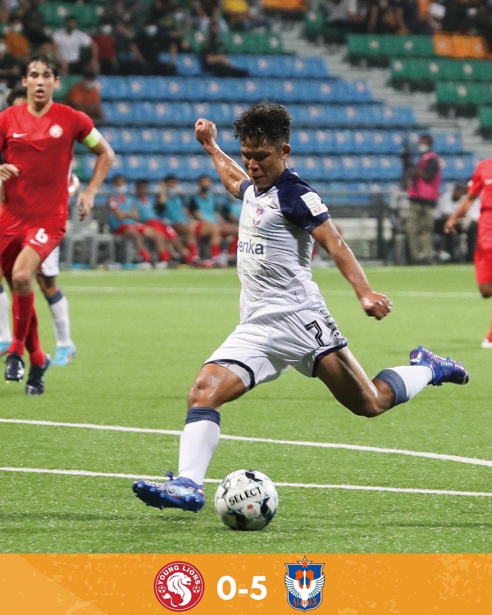 FCJurong's tweet photo. 5-0💪🏽Took 2 goals lead by #TanakaKodai 's goal in first half and #SugitaMasahiro , #Fairoz , #KobayashiKan added 1 goal each late in the match!
Thank you for your warm support!
🔸🔹🔸🔹🔸🔹
#albirex_s #albirex https://t.co/XwTt1Q6Tdp