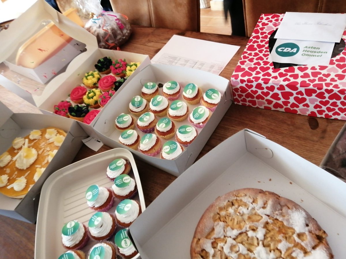 CDAsten's tweet image. Gisteren hadden we onze Heel Asten Bakt actie! We konden veel Astense vrijwilligers en mantelzorgers in het zonnetje zetten! Dank aan alle bakkers die meededen!
