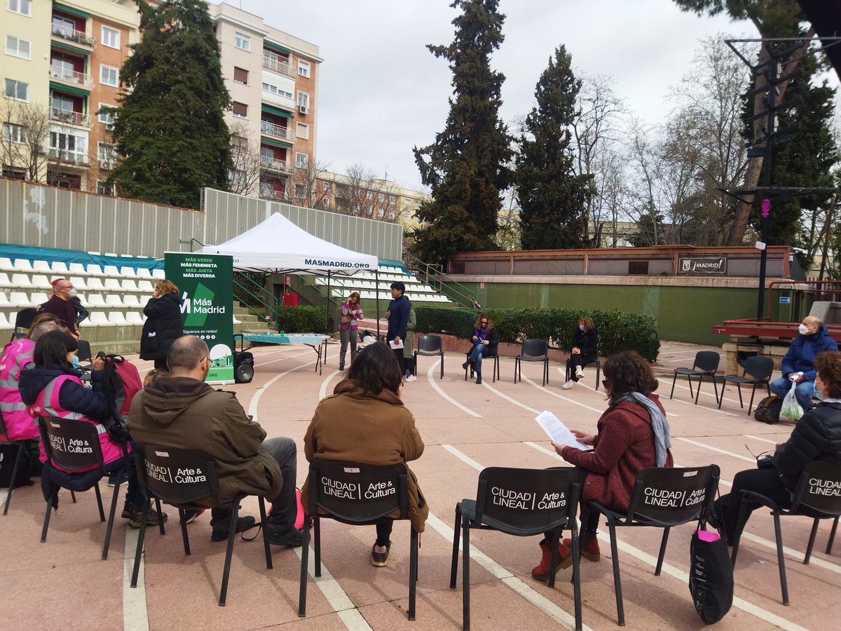 Estupenda mañana Ciudad Lineal con <a href="/LinealMas/">Más Madrid | Ciudad Lineal</a> charlando sobre entornos escolares e infancia. Cuán necesario es mirar la ciudad desde la mirada de la infancia.