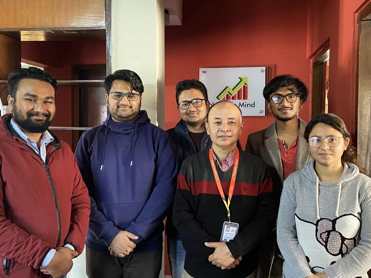 R User Group Nepal tweet media