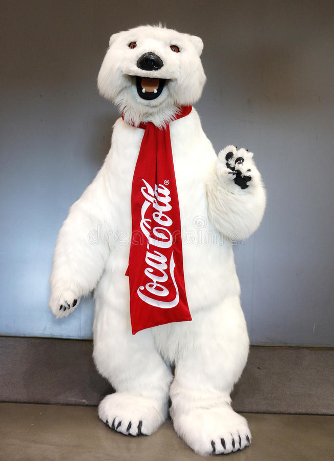 anythingbott's tweet photo. NEWS: Chris Pratt will voice The Coca Cola Polar Bear in their upcoming animated movie. https://t.co/zzunx7p6cU