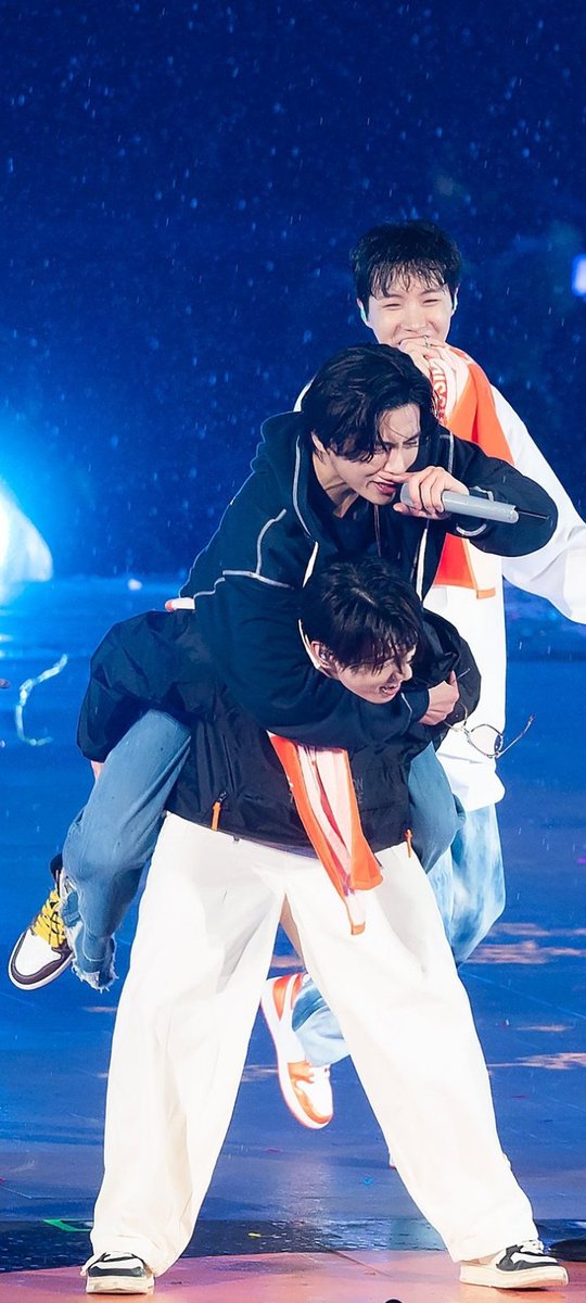 Look at hobi's smile for taekook 💔