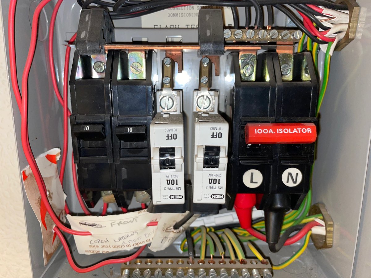 IONDorking's tweet photo. Nice bodge found on EICR https://t.co/ysB4B6efsj