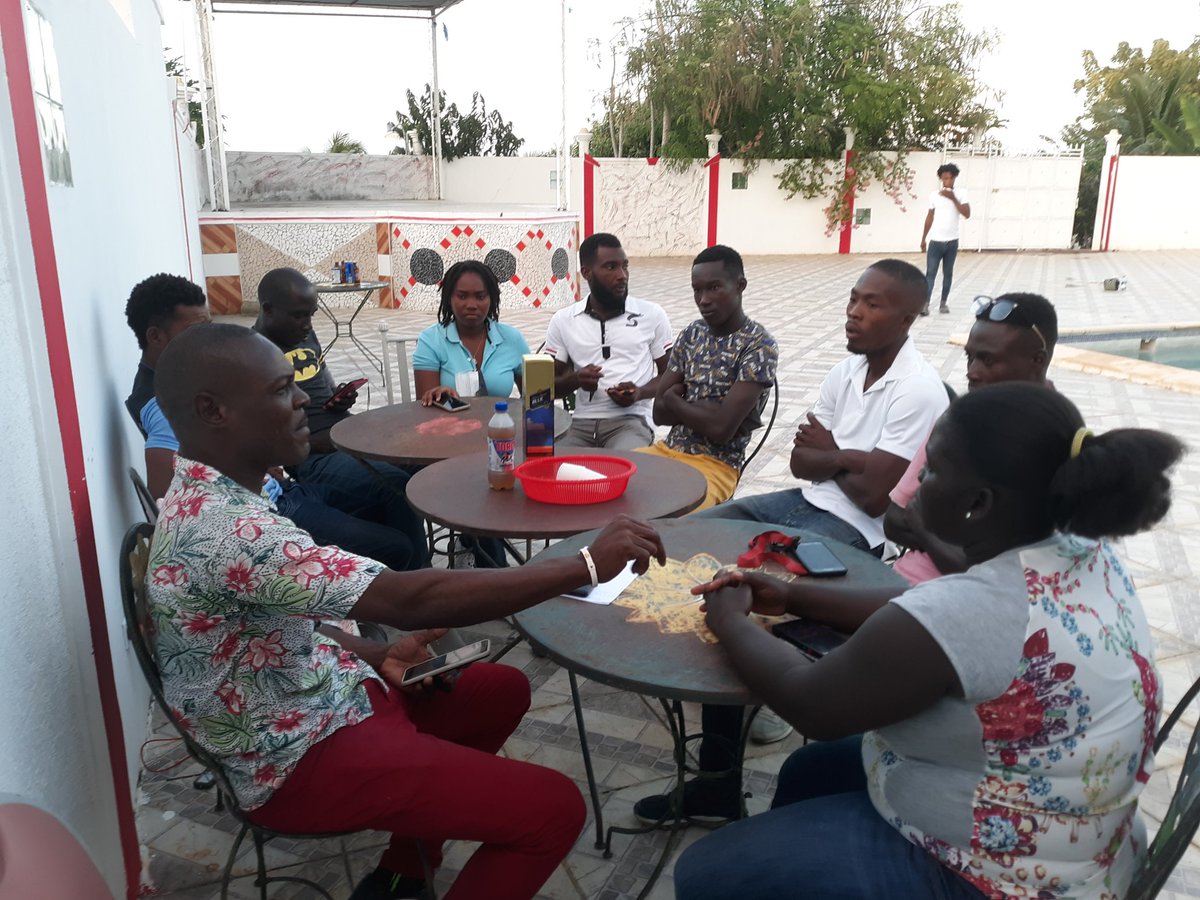 TeamLakay5's tweet photo. Depil fè 6hPM,Oumenm kipa nan peyi a,ki paka vin nan final la,rale tlf ou monte sou Facebook tape Domens Jean Baptiste oubyen Romilus Widlais pouwka swiv Final Explosion vs Bèl efò live sou Facebook. https://t.co/WmfA6buO8u