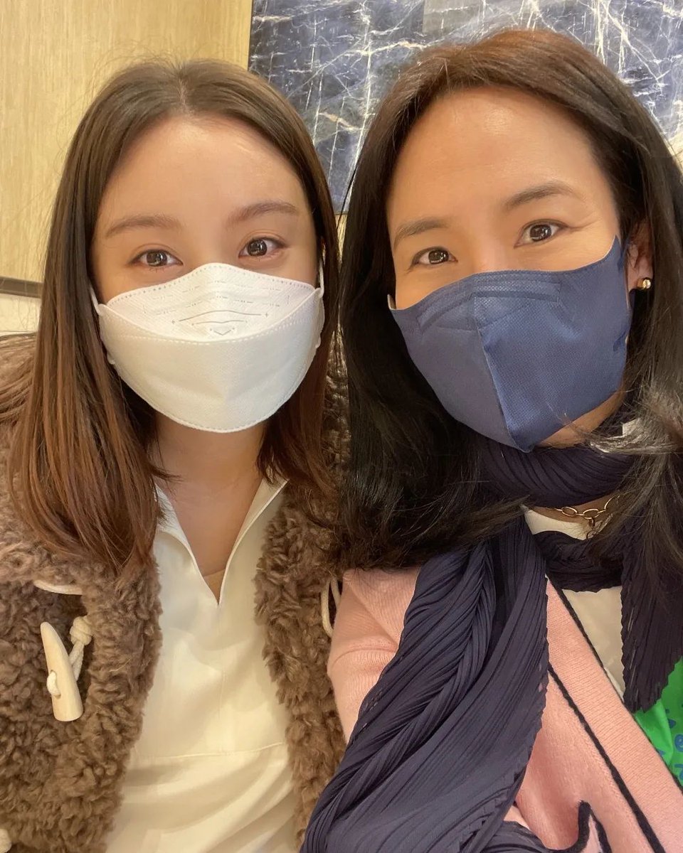 liminsta's tweet photo. 220310 IG post

@.junekang70 🤎

#HYERIM #혜림 https://t.co/T70XnGF4eA
