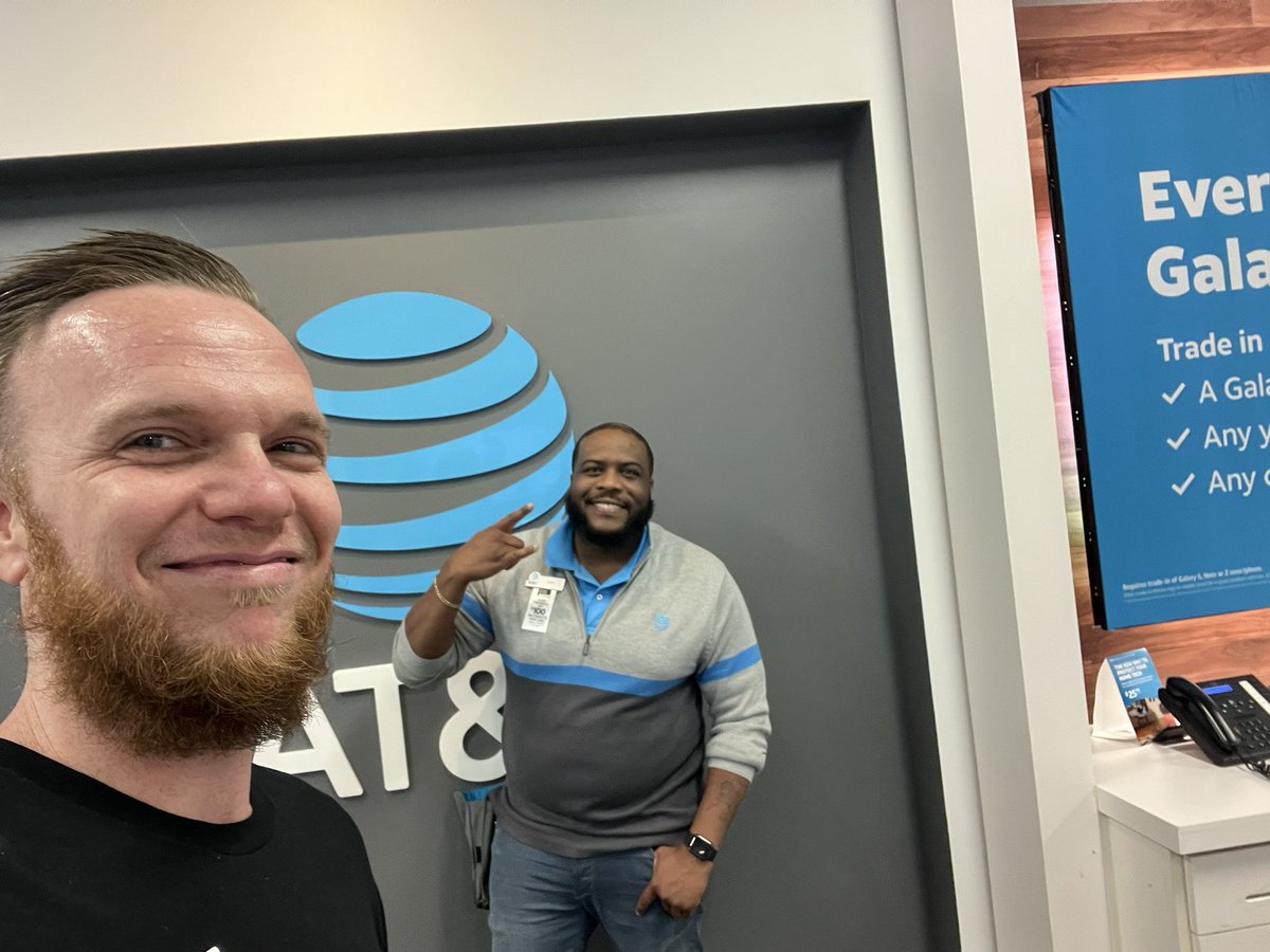 8obbyLight's tweet photo. Please join me on congratulating 🥳@ATT_FLETCH as he is BOCA TOWN CENTER’S📍first 🥇BUSINESS EXPERT 👔💼of 2️⃣0️⃣2️⃣2️⃣. @Dar_lyncastro @MelissaA2022 @dr_mfarhan @MatthewCLinden @One_FLA https://t.co/kyfQUP8AU6