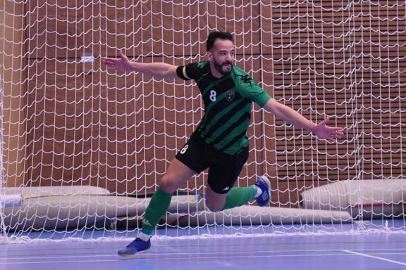 Europa FC (@europafc) on Twitter photo HT: 2-1 vs <a href="/Lynxfcgib/">Lynx Football Club</a>.
We lead at the break thanks to a <a href="/EaNaoufal/">Naoufal El Andaloussi</a> brace 💪
Vamo Europa!! 💚🖤 HT: 2-1 vs <a href="/Lynxfcgib/">Lynx Football Club</a>.
We lead at the break thanks to a <a href="/EaNaoufal/">Naoufal El Andaloussi</a> brace 💪
Vamo Europa!! 💚🖤