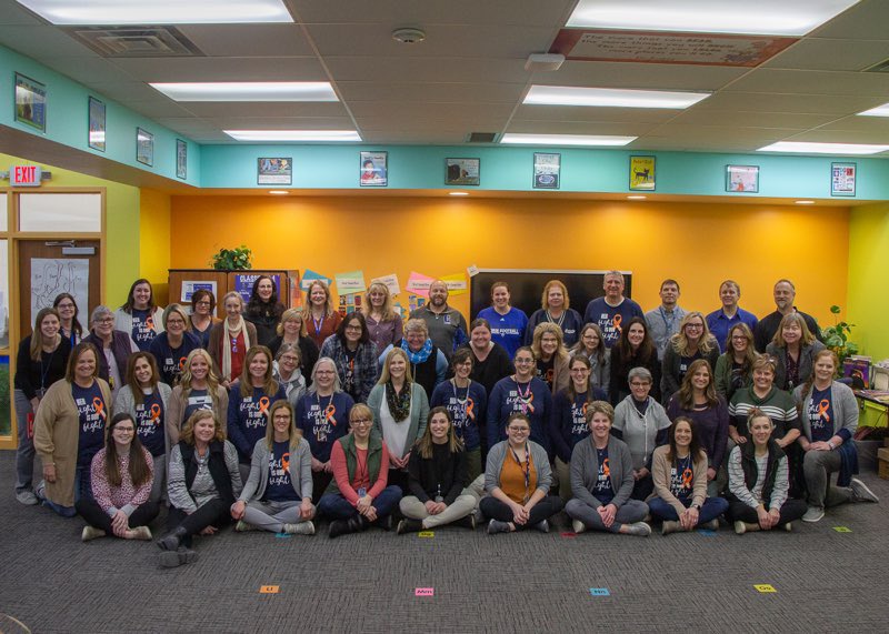 kkerianteacher's tweet photo. Crestwood Elementary and JH staff and paras sending strength and love to two of our Crestwood family members during a difficult time. #support #strongertogether @MarrShari @DouglasASickles @TedIhns @HowardWinnCSD https://t.co/gadeGH0NEZ