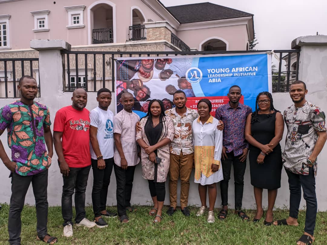 YaliAbiaNetwork's tweet photo. Today we had our first yali face2face meet.
Theme: Joy of volunteering.
It was insightful session everyone shared their thoughts on their volunteering experience.
@YALINetwork
#yalilearn https://t.co/y05rie3nft