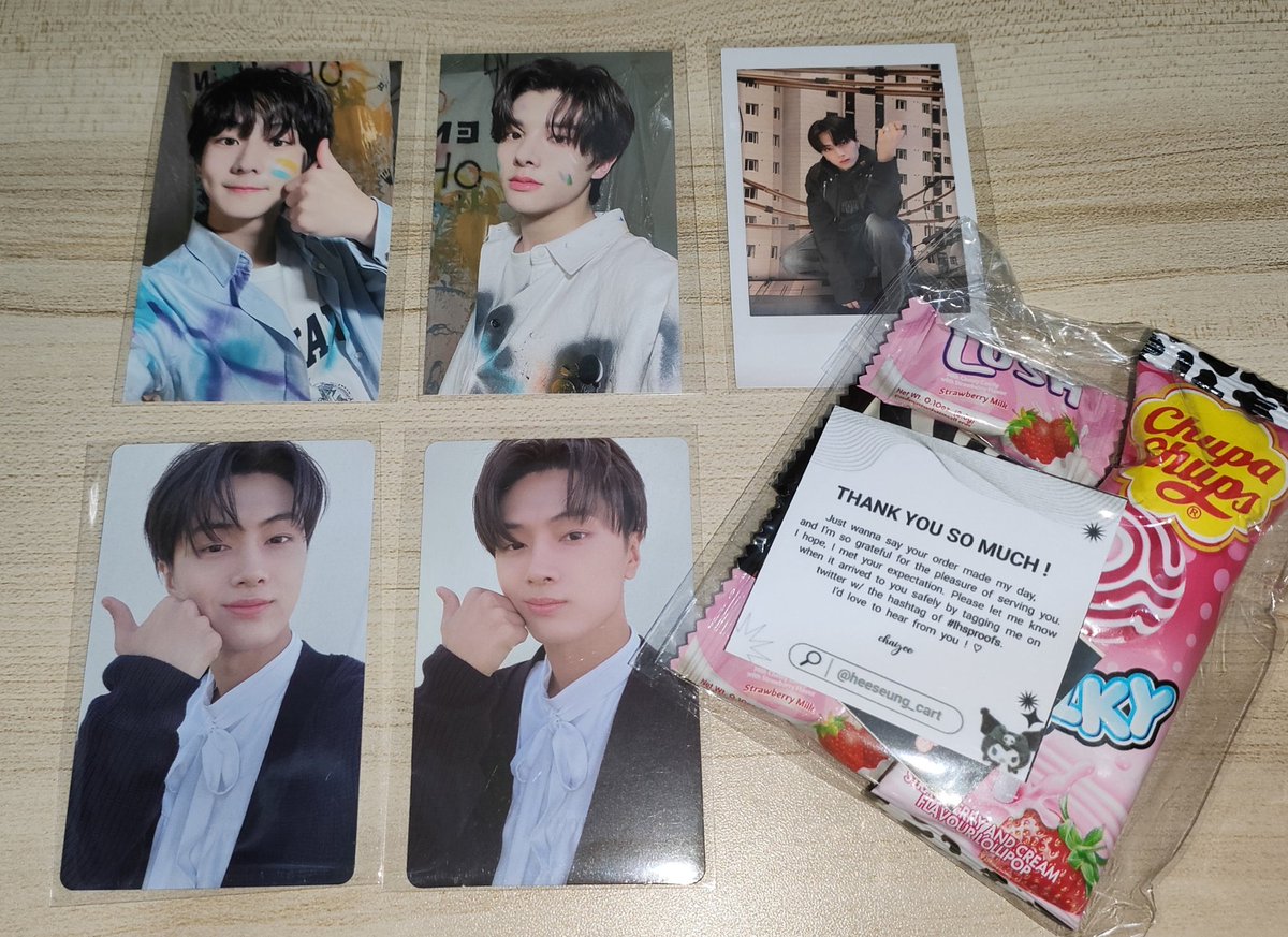 chaengbuys's tweet photo. Hello @heeseung_cart thank you vv much for these π€π€ they arrived safely #lhsproofs https://t.co/tRCPeUcVtM