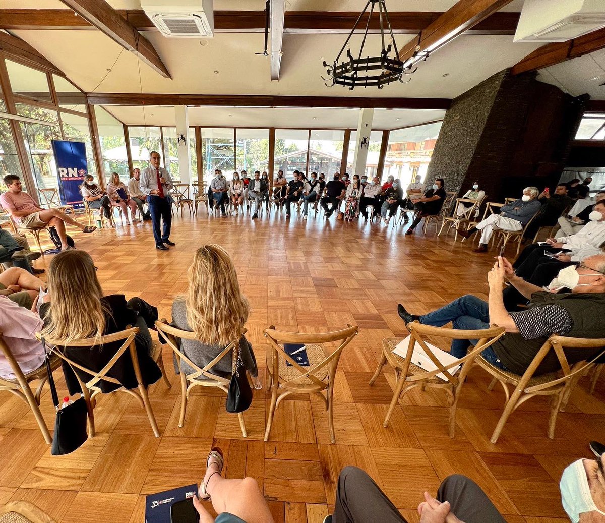 chahuan's tweet photo. Seguimos con nuestra gira #RNescucha, hoy en en las comunas de Las Condes, Vitacura y Lo Barnechea. Esta gira nos ha llevado por todo el país a escuchar a la militancia RN, sus urgencias e ideas para Chile. https://t.co/ul1x47djmn