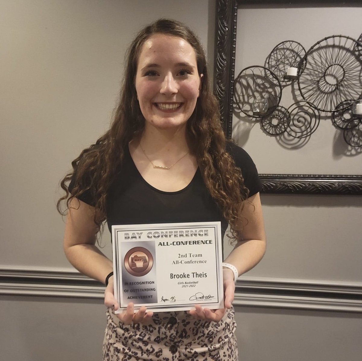LisaMVanWyk's tweet photo. Congrats to Miss @Brooketheis40 for making 2nd team All-Bay Conference! Her drive and commitment to the game helped earn her a position on the @BSUBeaversWBB roster &amp; a great academic opp next season! Can’t wait to see you continue to soar Brooke #BeTheFlame🔥 @WisconsinBlaze https://t.co/EvYP2Uo69N