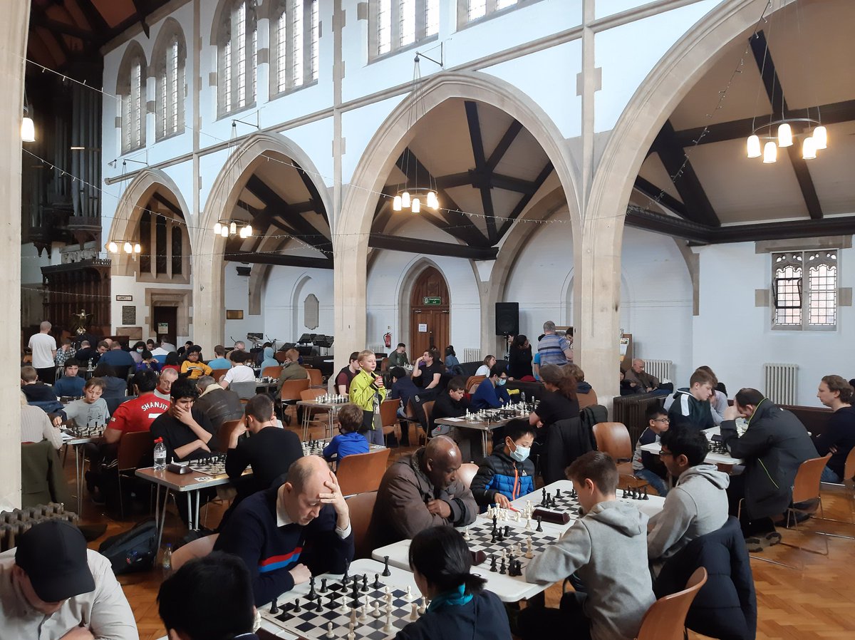 robhammonduk's tweet photo. Another phenomenal day of #chess at #GoldersGreen, @StlukesC with @adamraoof, @jowildman and @LanceLSmith23! https://t.co/YuidpcYBiL