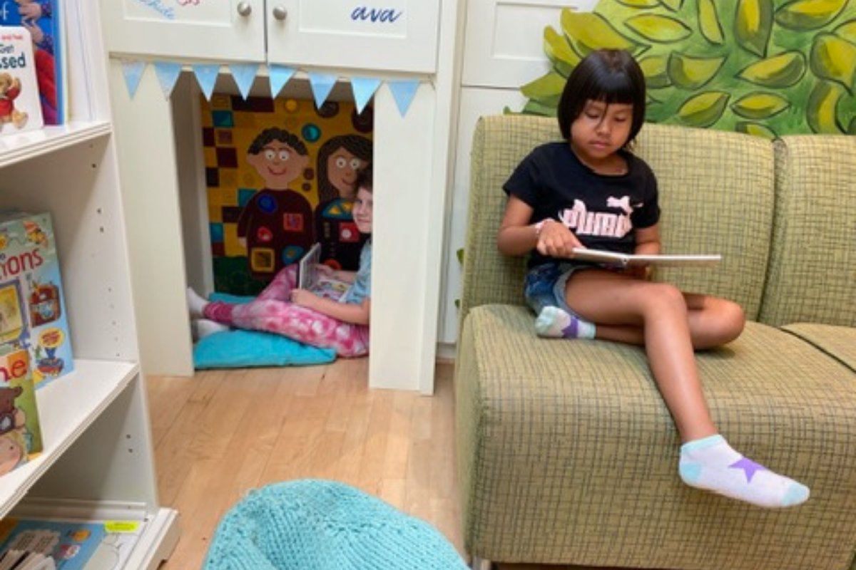CalgaryReads's tweet photo. Our March Break Book Camp at Little Red Reading House is sold out. Please email hello@littleredreading.house to join the waitlist. ๐
We're hoping to release information about our summer camps soon, so stay tuned! ๐
#calgaryreads #pdday #bookcamps #summercamps #yycsummercamps https://t.co/8xJbLubE4E